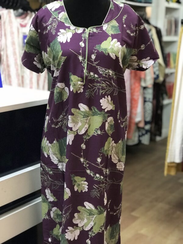 Leaf Print Feeding Friendly Night Wear - Image 2