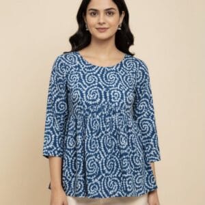 Skyline Chic Full Sleeve Short Kurti