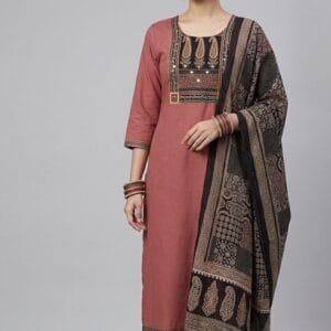 Onion Pink Charm Elegant Set Kurti