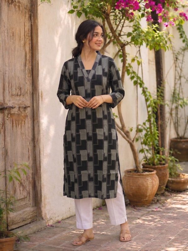 Ethnic Back And White Printed Casual Wear Sri Lanka